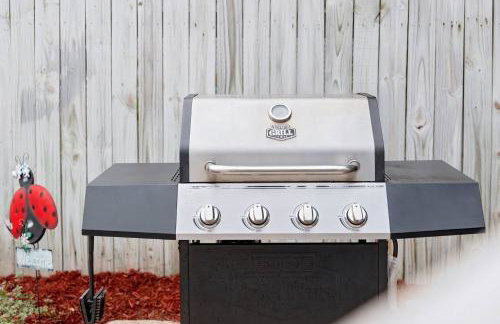 Northern Retreat Oasis-Hot Tub/Dogs/Boyne/Petoskey - Foto 43