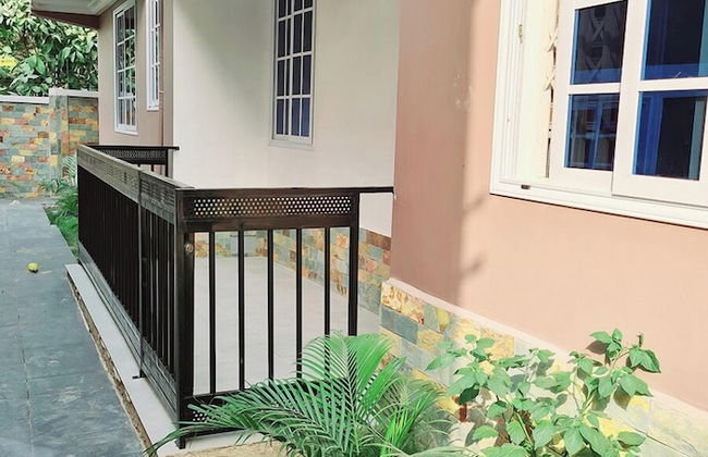 Gorgeous Quiet & Comfy Close to Highway - Foto 26