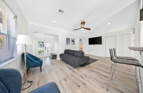 Escape to Newly Remodeled Home in the Heart Fort Lauderdale with Private Pool - Foto 13