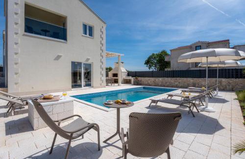 Villa Ora with Heated pool, Whirlpool, 4 bedrooms - Foto 16