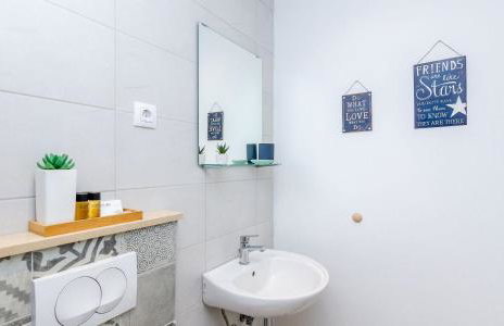 Villa Majkovica - 4 Bedroom Villa with Private Pool & En-Suite Bathrooms & Parking - Photo 69