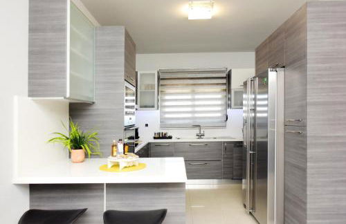 Theros Lux Apartment - Foto 7