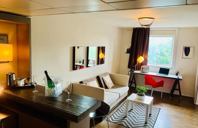 Standing Hôtel Suites by Actisource - Photo 14