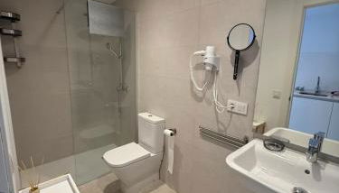 Apartamento céntrico con terraza interior - Foto 4