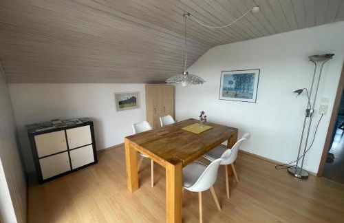 Ruhige Ferienwohnung mit Balkon und Bergsicht - Foto 14