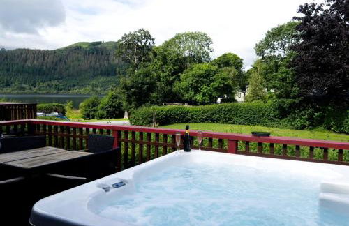 Lodge by the Lake - Lake District - Hot Tub - Foto 2
