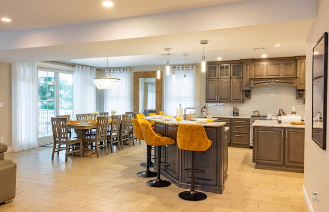 Spacious 6BR Beach Home With Elevator Decks - Ideal for Family Holidays Winter Escapes - Foto 19