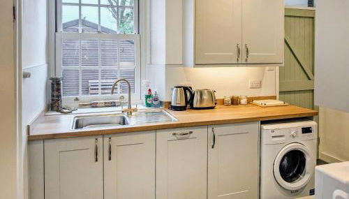 The Cottage - Photo 5