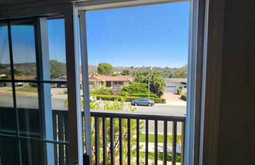 Spacious and Exclusive Oasis 6BR 3BA - Photo 33