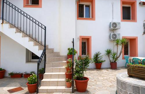 Nikolaou Apartments Keramidi - Photo 20