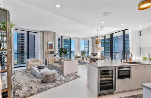 POSH Ocean View Penthouse - Heated Pool, Gym, Office! 10mins Beach - Foto 12