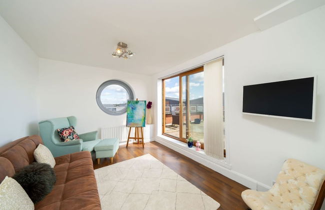 Twin Bridges - Quayside Penthouse - Photo 7