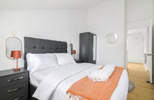 Modern Retreat - 3 Beds - Parking - Wifi - 15 mins to tube - Foto 2