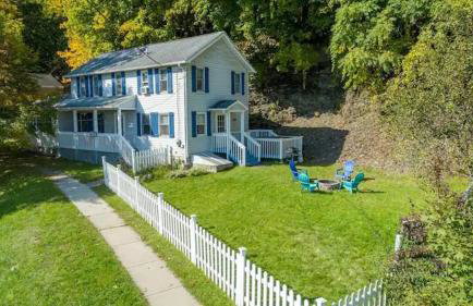 Great Location! Colleges! Hiking! Ithaca Commons! - Foto 23