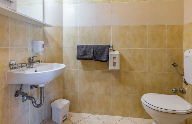 Alluring Apartment in Banjole near Beach & Island - Foto 10