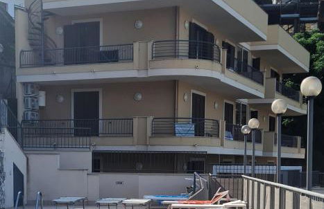 Mediterranean Apartment Pool & Parking - Foto 23