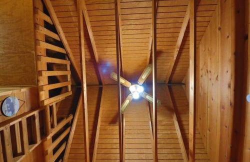 Cute updated Mountain Cabin fireplace #3 - Foto 8