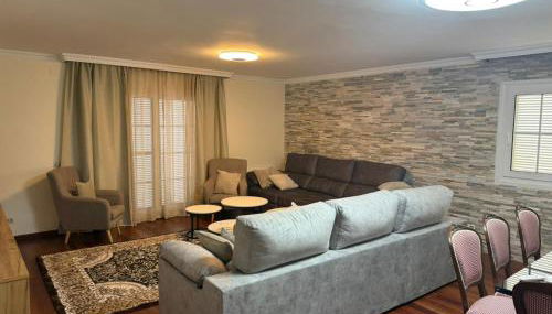 Golden Villa - Photo 4