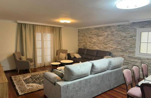 Golden Villa - Photo 4