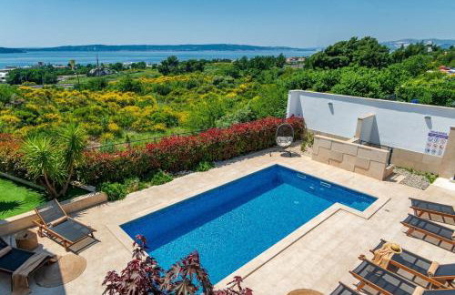 Luxury villa Adris with heated pool, Gym, sauna - Split - Photo 11