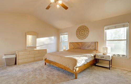 Home on Golf Course with Private Pool in Phoenix! - Foto 12