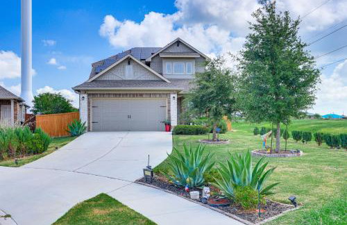 Large Fenced Yard Family-Friendly Kyle Home - Foto 1