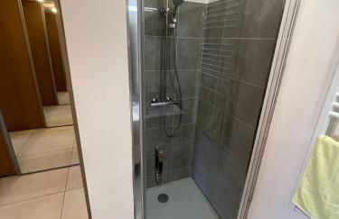 Large apartment with air conditioning, terrace and parking - Foto 10