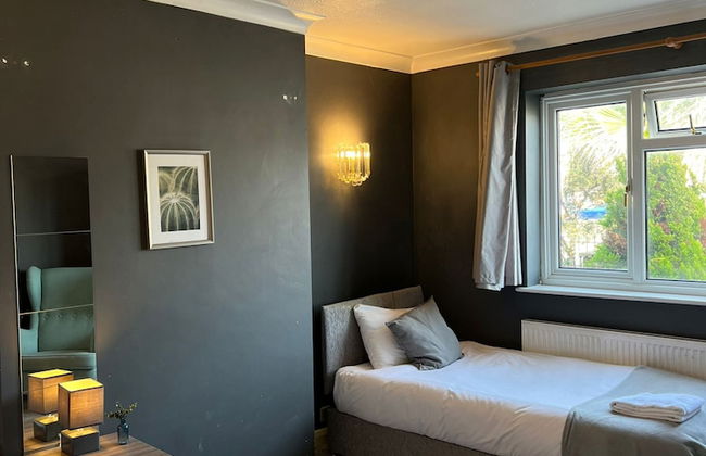 Airport Garden Rooms - Foto 19