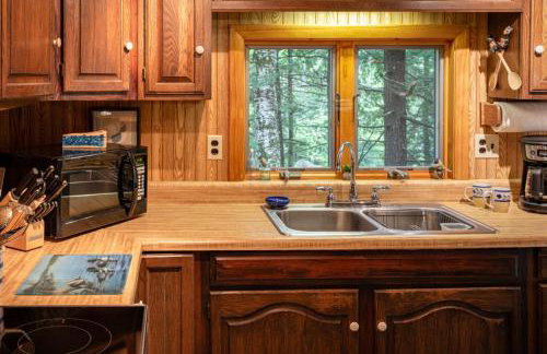 Belgrade Lake house with Dock - Photo 11