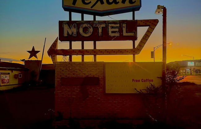 Franklin Fab Gallery House - Photo 28