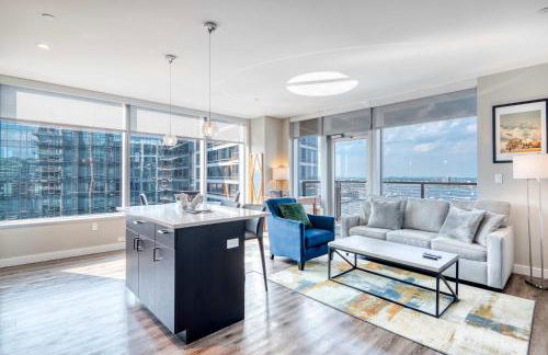 Luxury Apt with Balcony In Seaport - Foto 8