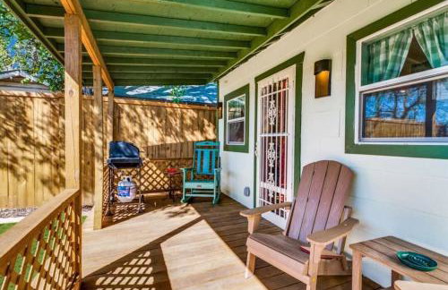 Stockyards! Less than 3 mins-Sleeps 8 -Gable House - Photo 14