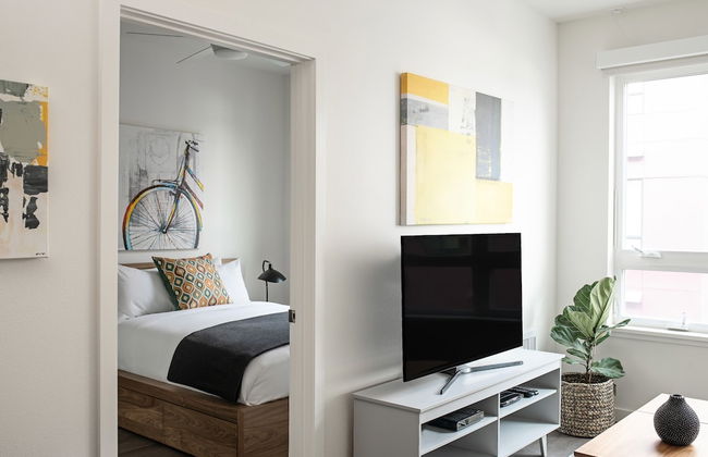 Domicile Suites at Marina SLU - Photo 28