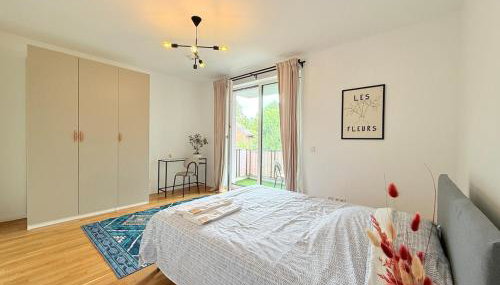 New-three room-Entire Apartment with two Balconies & Garage, Central-Fast Access to City Center - Barmbek -Stadtpark - Foto 5