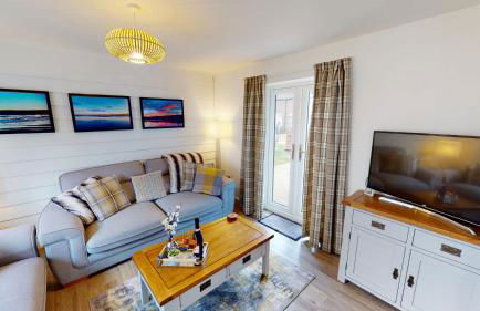 Aubergine Cottage - Part of the The Bay Filey Holiday Village with pool, gym and direct beach access, pub, restaurant, tennis and meadows walks - Foto 4