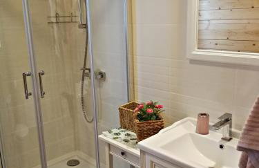 Drewniany domek nad Miedwiem - Foto 31