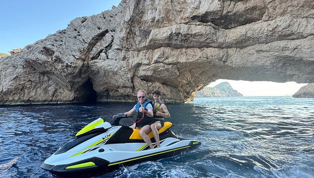 1 hour Jetski Experience To Margaritas Island - Photo 2, Margaritas Island Tour Jetski Client Happy