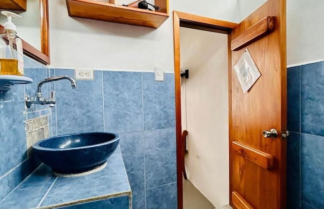 Del mar del Galapagos - Photo 31