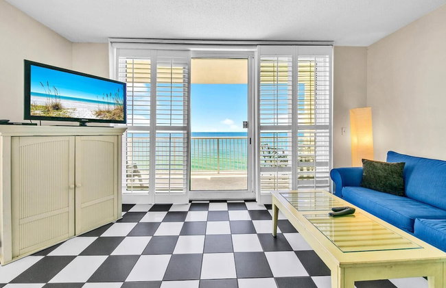 Majestic Beach Towers 1-1615 - Photo 17