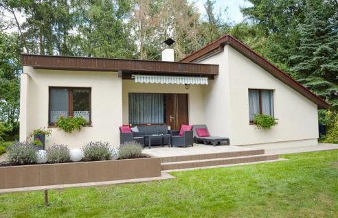 Cozy Home In Biskupice With Wifi - Foto 1