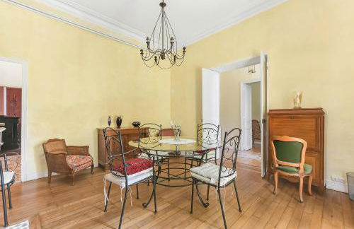 Les Bellevue Cité "3 Apartments, 1 with Garden & Private Parking, Aircon, WiFi, Free Public Car Park, 1 km from Cité" - Foto 39