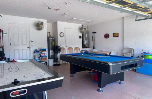 Fascinating Private Pool and Game-room, Near Disney!! - Foto 65