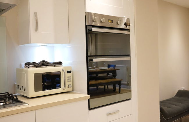 Bicester Villa - 6 Bed - Sleeps 14 - Foto 3