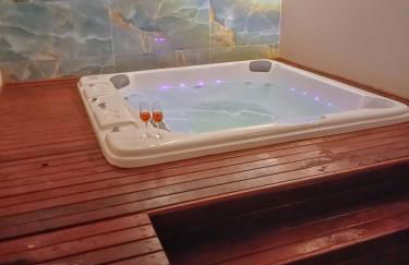 "Prainha Flats" com Jacuzzi e Piscina - Foto 17