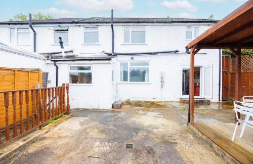 4 Bed , Monthly & Weekly Offers , Ideal For Contractors , Relocation & Leisure Stays - Photo 43