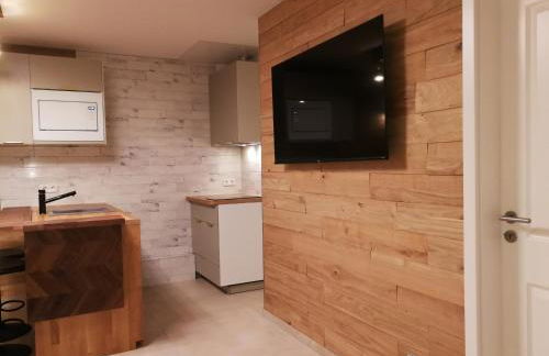 RIVER SIDE near FRANKFURT-AIR CONDITION-PRIVATE PARKING - Foto 11