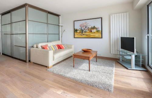 Spacious Bay View La Baule floor 9 Parking - Photo 9