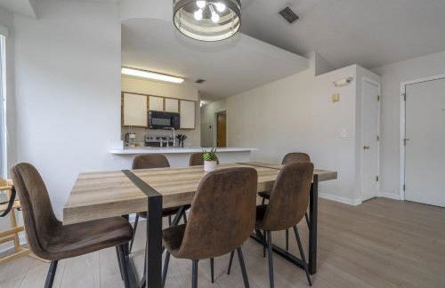 Family Apt very close to Disney Clean 3BR - Foto 34