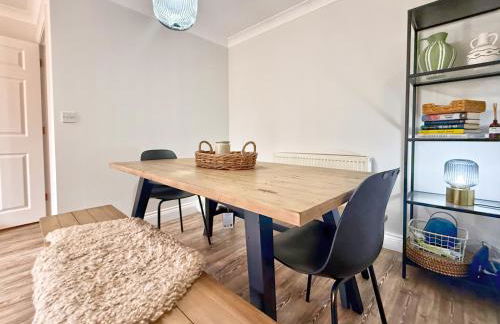 Newly Renovated Brightlingsea 3BDR Coastal Retreat - Foto 19