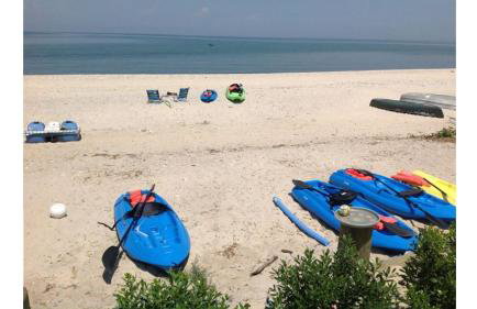 Seaside Stay: Waterfront with Views & Beach Access - Foto 16